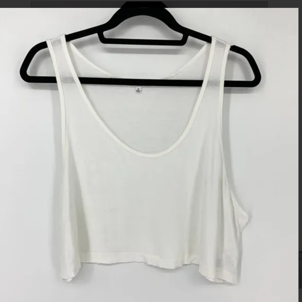 Talula ARITZIA Women's Size XS Cropped Tank Top Sleeveless Scoop Neck White